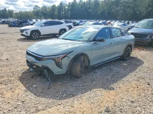 Kia K4 2.0L 4 2025
