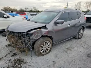 Nissan Rogue 2.5L 4 2017