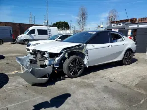 Toyota Camry 2.5L 4 2019