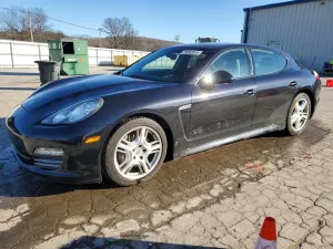 Porsche Panamera 3.6L 6 2011