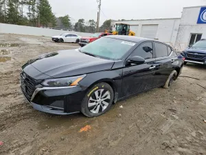 Nissan Altima 2.5L 4 2023