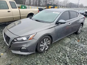 Nissan Altima 2.5L 4 2020
