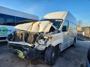 Nissan NV series 4.0L 6 2018