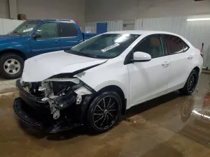 Toyota Corolla 1.8L 4 2015