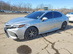 Toyota Camry 2.5L 4 2021