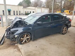 Nissan Altima 2.5L 4 2013