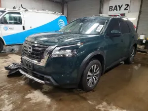 Nissan Pathfinder 3.5L 6 2024