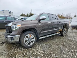 Toyota Tundra 5.7L 8 2018