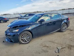 Lexus IS 3.5L 6 2016