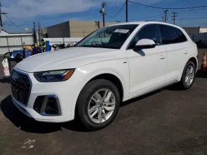 Audi Q5 2.0L 4 2024