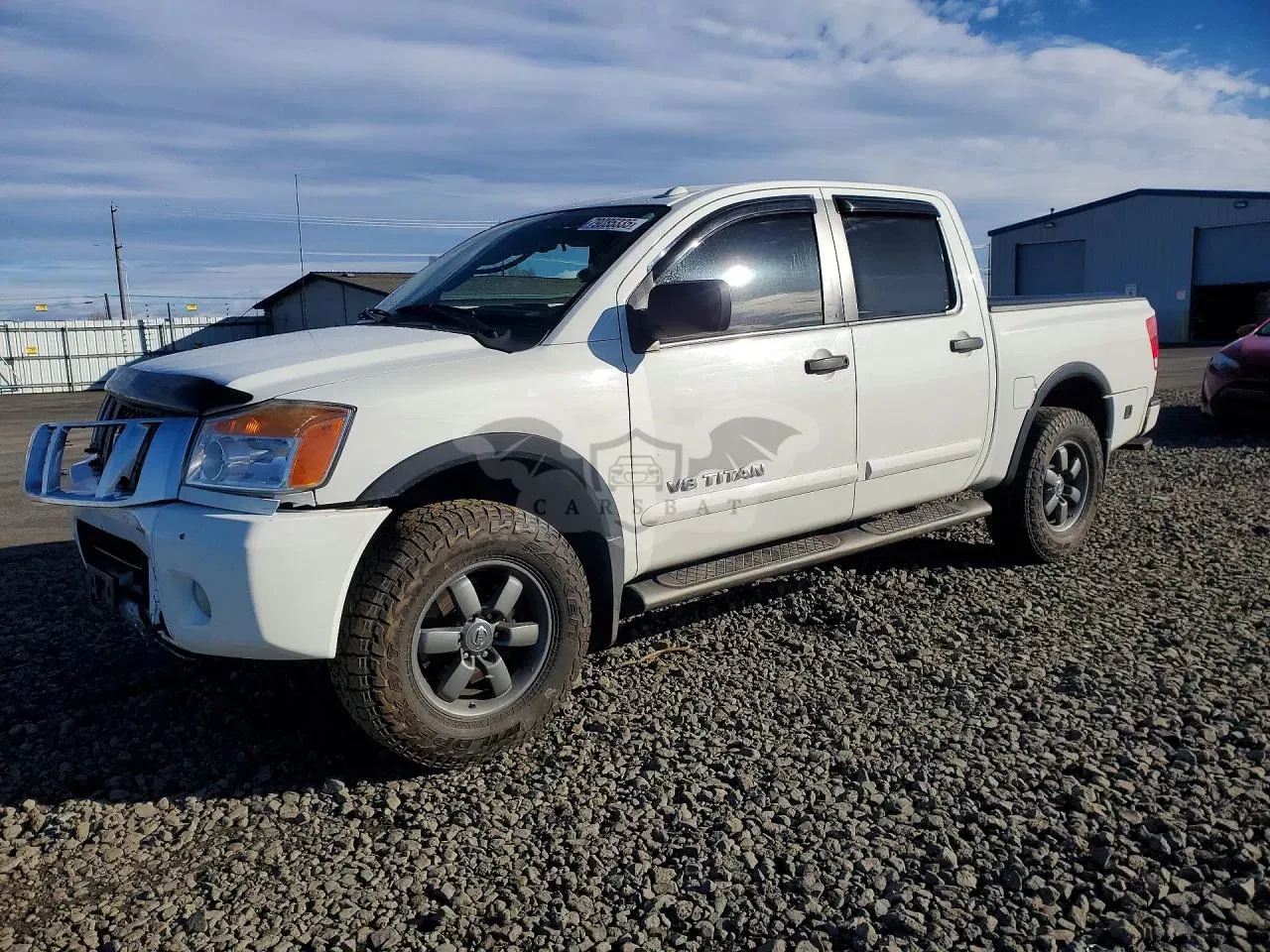 Nissan Titan 5.6L 8 2013