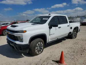 Chevrolet Silverado 1500 6.6L 8 2025