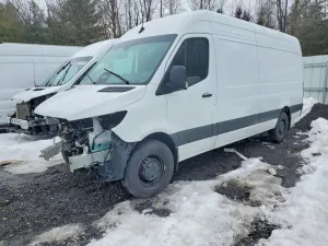 Mercedes-Benz Sprinter 2.0L 4 2025