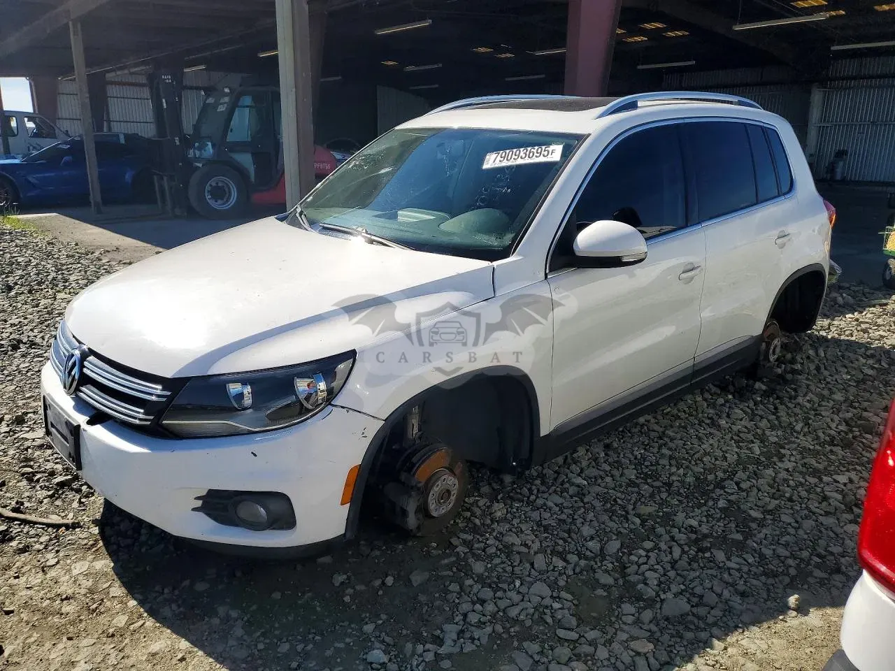 Volkswagen Tiguan 2.0L 4 2013