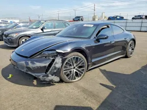 Porsche Taycan 2021