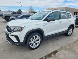 Volkswagen Taos 1.5L 4 2023