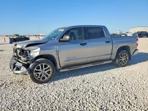 Toyota Tundra 4.6L 8 2018