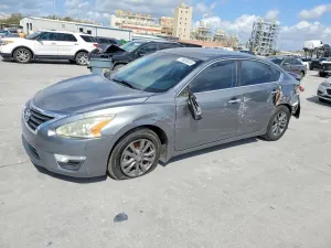 Nissan Altima 2.5L 4 2015