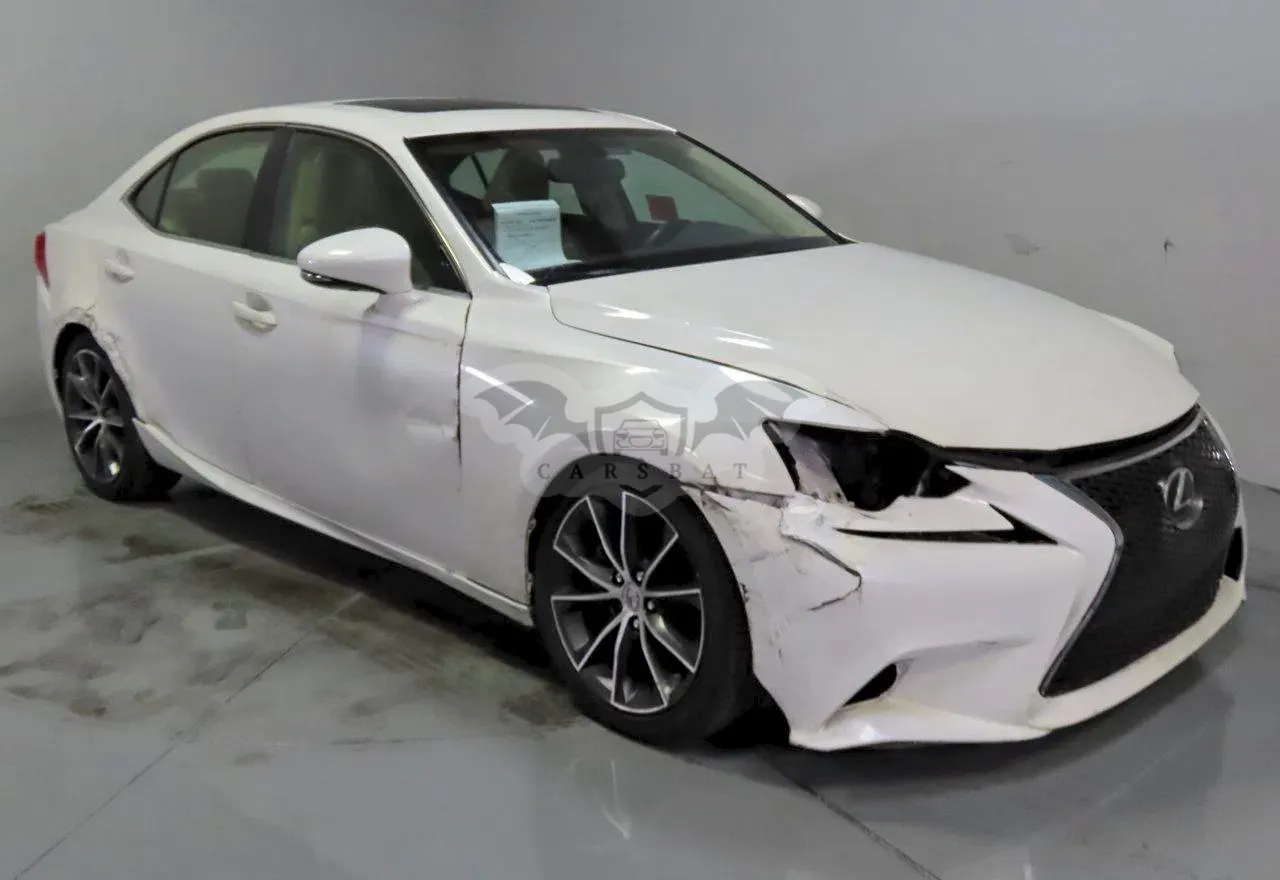 Lexus IS 2.5L 6 2015