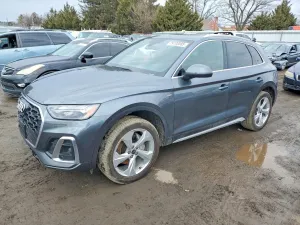 Audi Q5 2.0L 4 2025