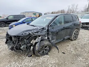 Nissan Rogue 2.5L 4 2021