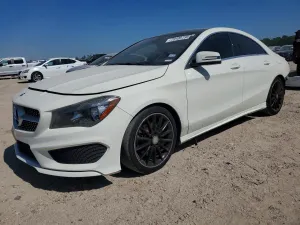 Mercedes-Benz CLA 2.0L 4 2015