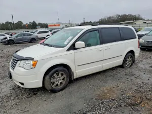 Chrysler Town & Country 3.8L 6 2010