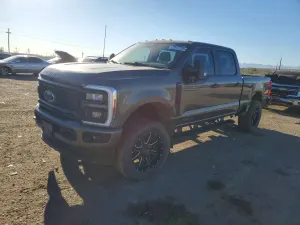 Ford F-350 6.7L 8 2023