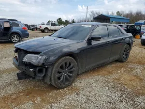 Chrysler 300C 5.7L 8 2015