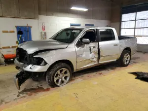 RAM 1500 5.7L 8 2015