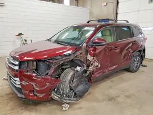 Toyota Highlander 3.5L 6 2019