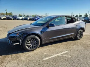 Tesla Model 3 2025