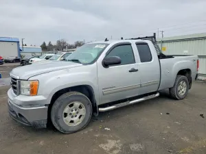 GMC Sierra 4.8L 8 2011