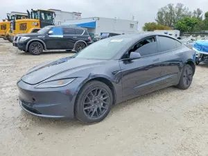 Tesla Model 3 2025