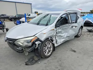 Toyota Corolla 1.8L 4 2016
