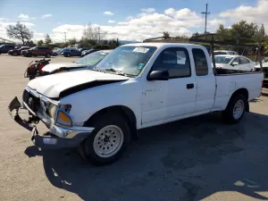 Toyota Tacoma 2.4L 4 2003