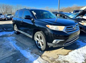 Toyota Highlander 3.5L 6 2013