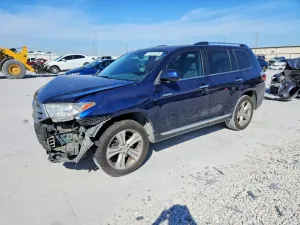 Toyota Highlander 3.5L 6 2013