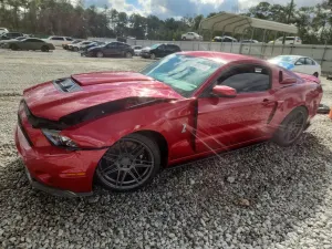 Ford Mustang 5.0L 8 2013