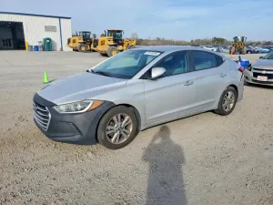 Hyundai Elantra 2.0L 4 2017