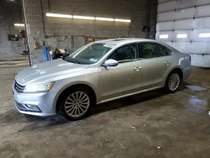 Volkswagen Passat 1.8L 4 2017