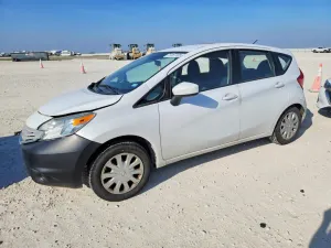 Nissan Versa 1.6L 4 2015