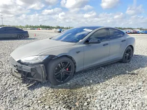 Tesla Model S 2016