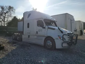 Freightliner Cascadia 14.8L 6 2024