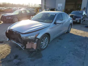 Infiniti Q50 3.7L 6 2014