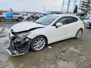 Mazda 3 2.5L 4 2015