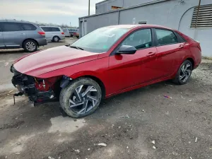 Hyundai Elantra 2.0L 4 2025