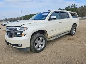 Chevrolet Suburban 5.3L 8 2015