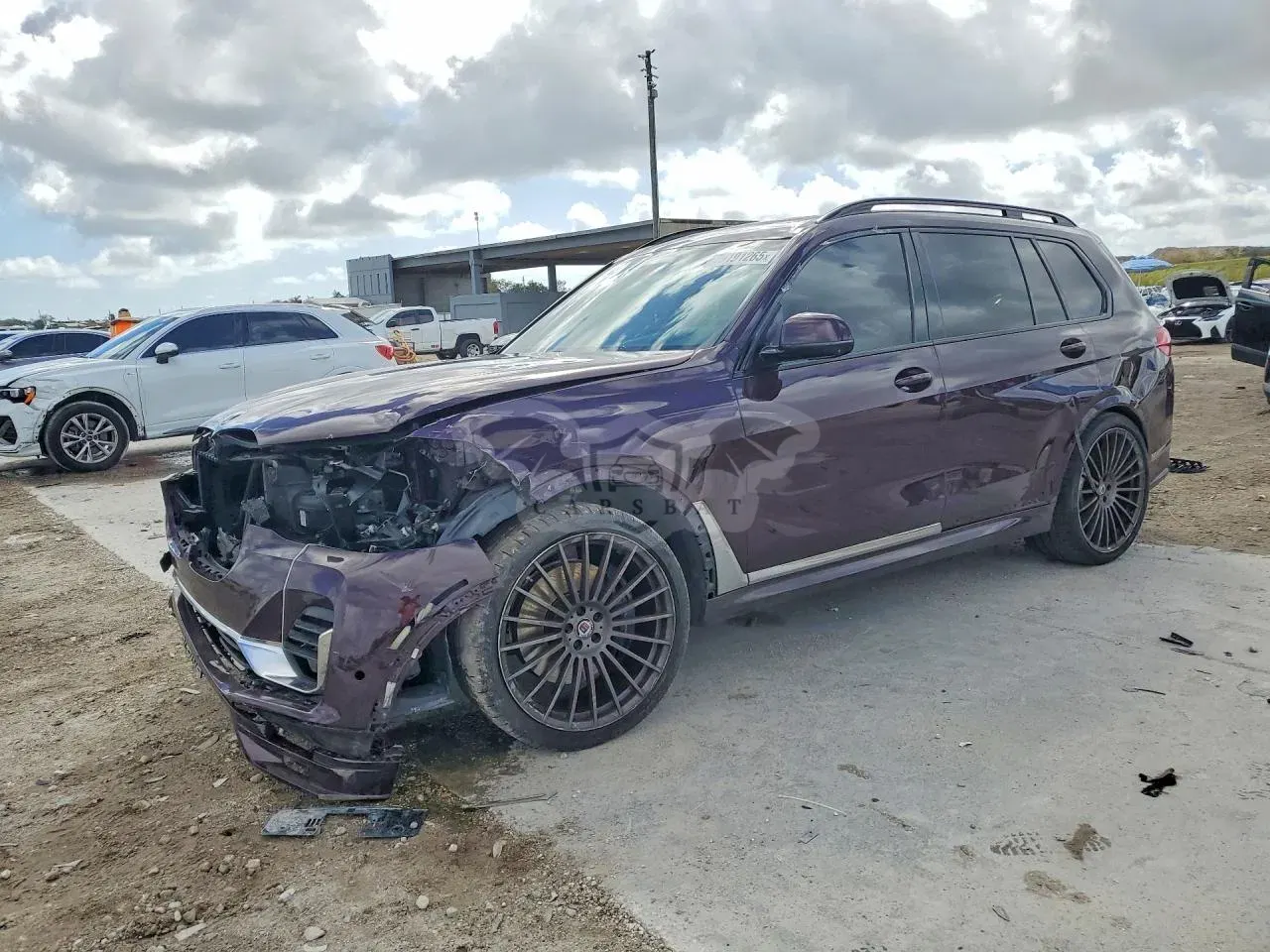 BMW X7 4.4L 8 2021