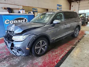 Volkswagen Tiguan 2.0L 4 2024